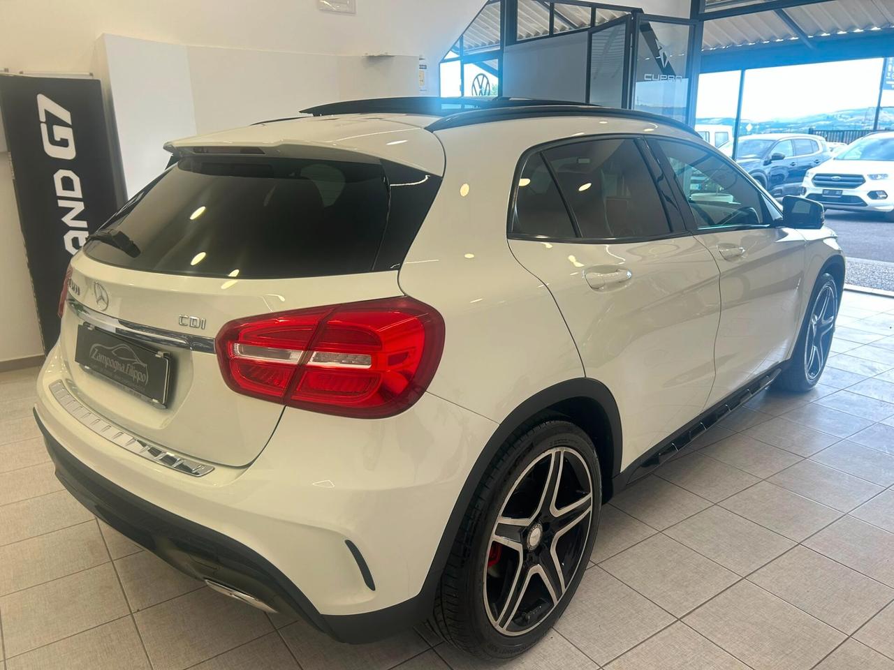 Mercedes GLA 200 CDI 136CV Premium TETTO 2015