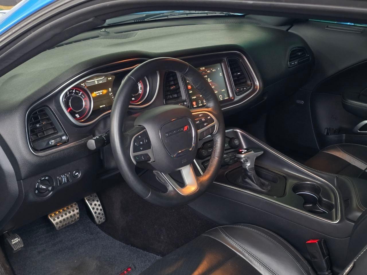 Dodge Challenger 5.7 HEMI V8 *IVA ESPOSTA