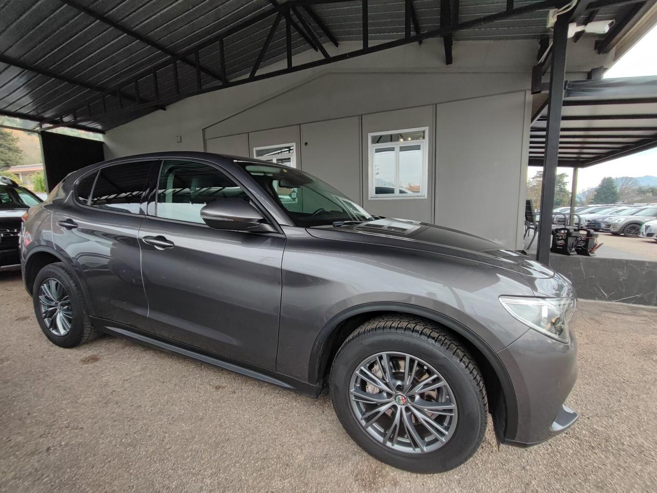 Alfa Romeo Stelvio 2.2 Turbodiesel 210 CV AT8 Q4 Executive