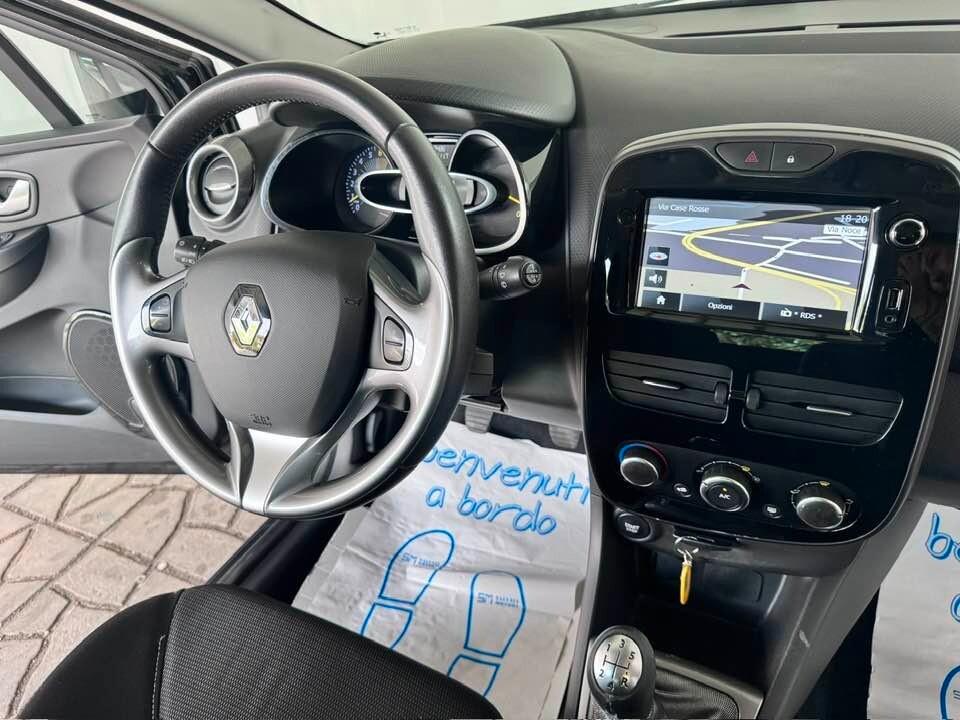 Renault Clio 1.2 Costume National ( GPL )