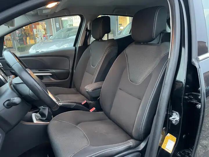 Renault Clio 1.5 dCi 8V 90CV 5P" Costume National"