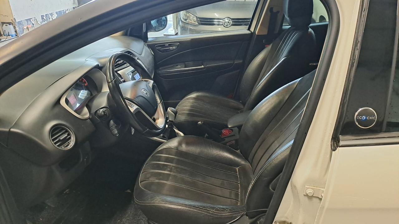 Lancia Delta 1.4 T-Jet 120 CV Gold Ecochic GPL, neopatentati