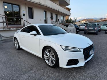 Audi TT Coupé 40 TFSI S tronic