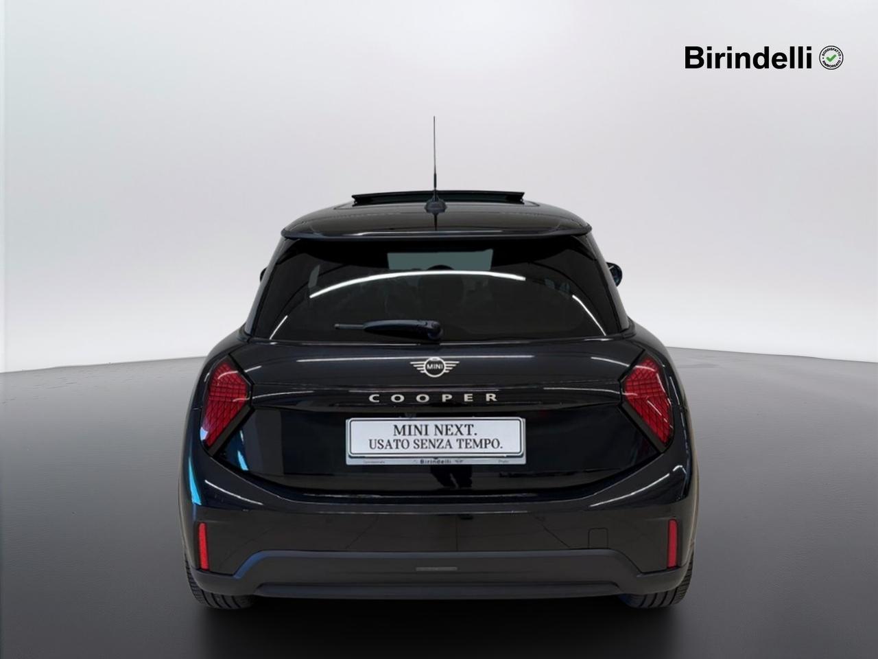 MINI Mini 5ª serie (F66) - Mini Cooper C Favoured