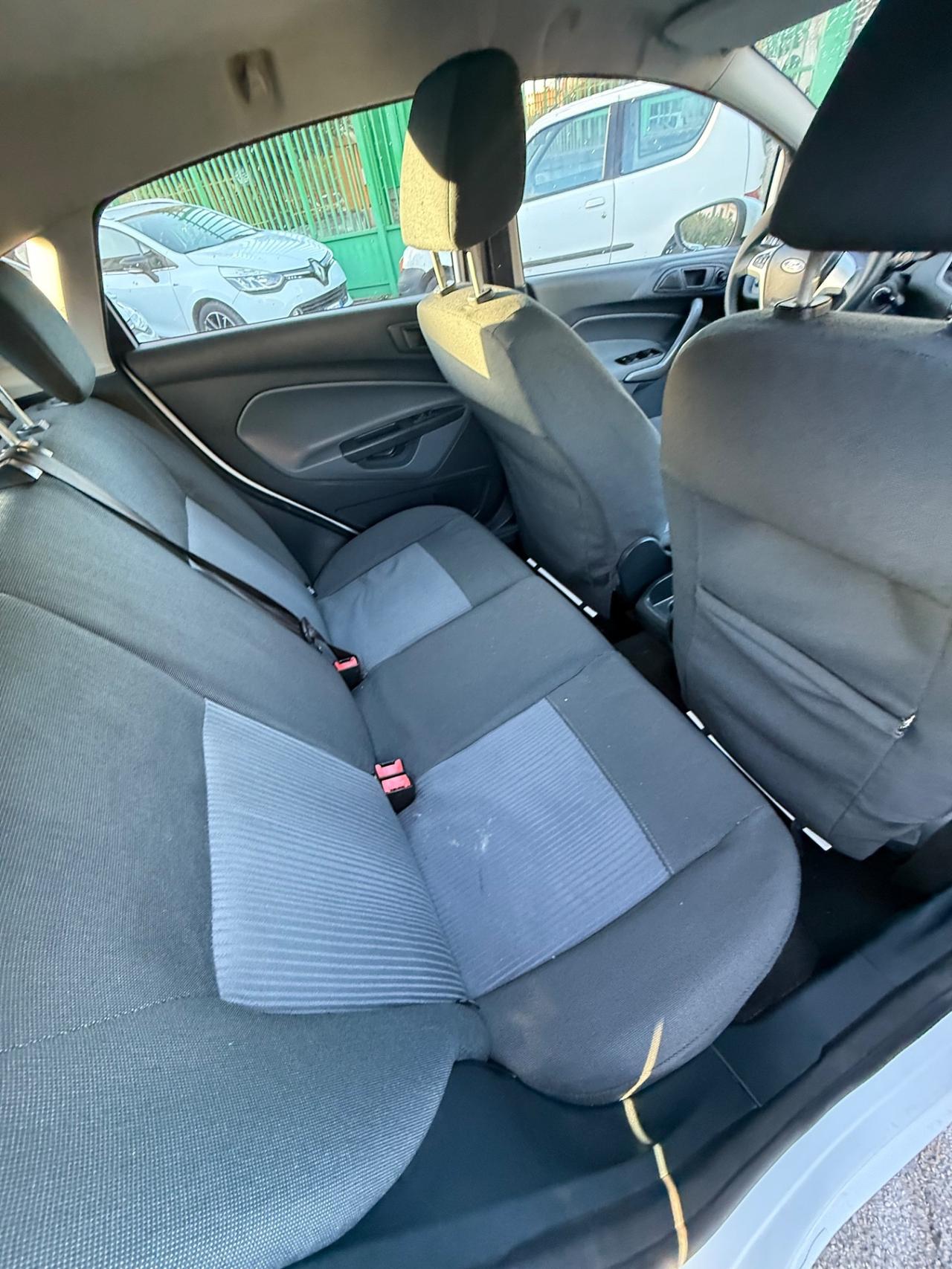 Ford Fiesta Ikon 1.4 16V 5p.Bz.- GPL Business