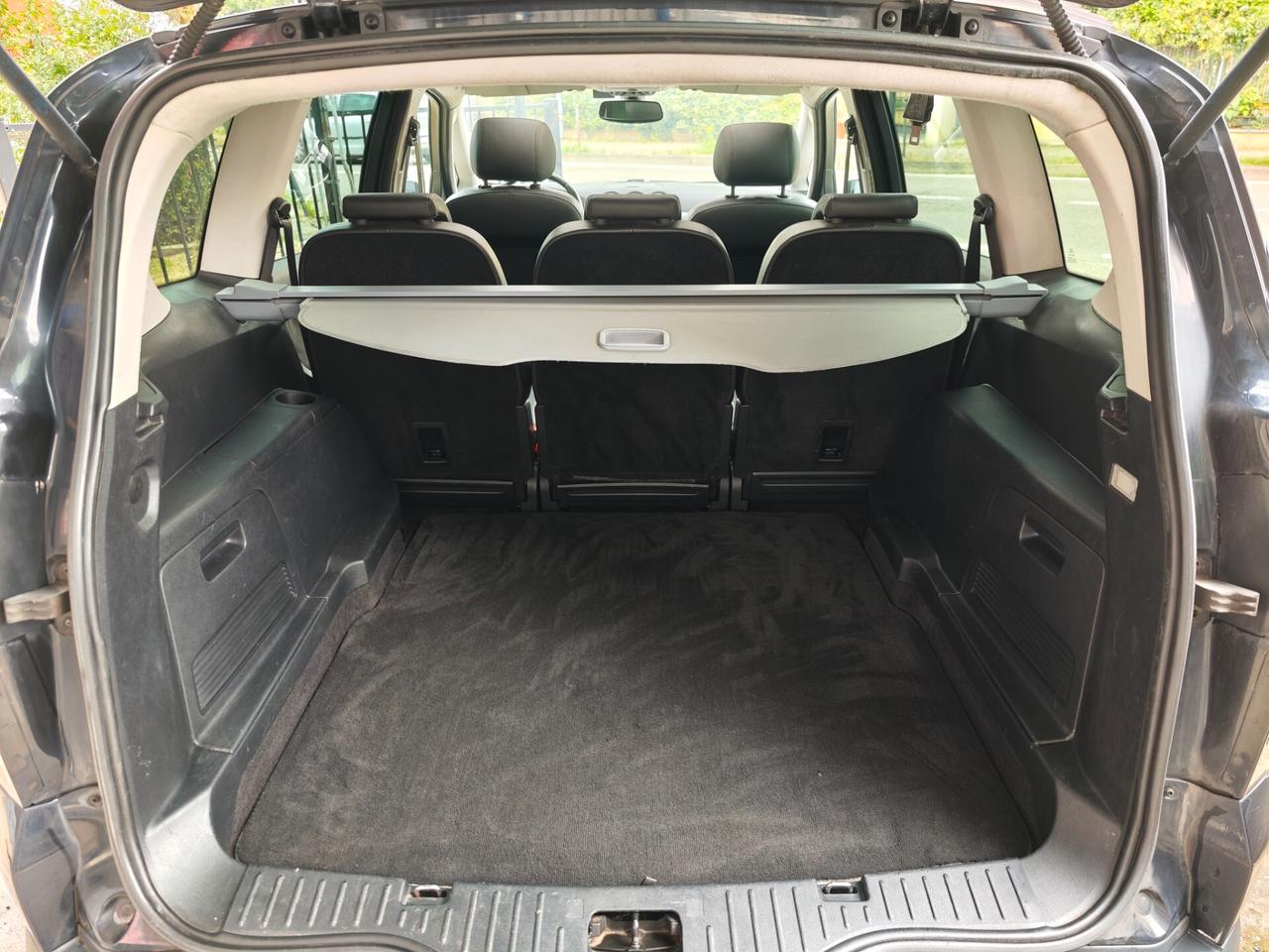 Ford S-Max 2.0 TDCi 140CV Titanium