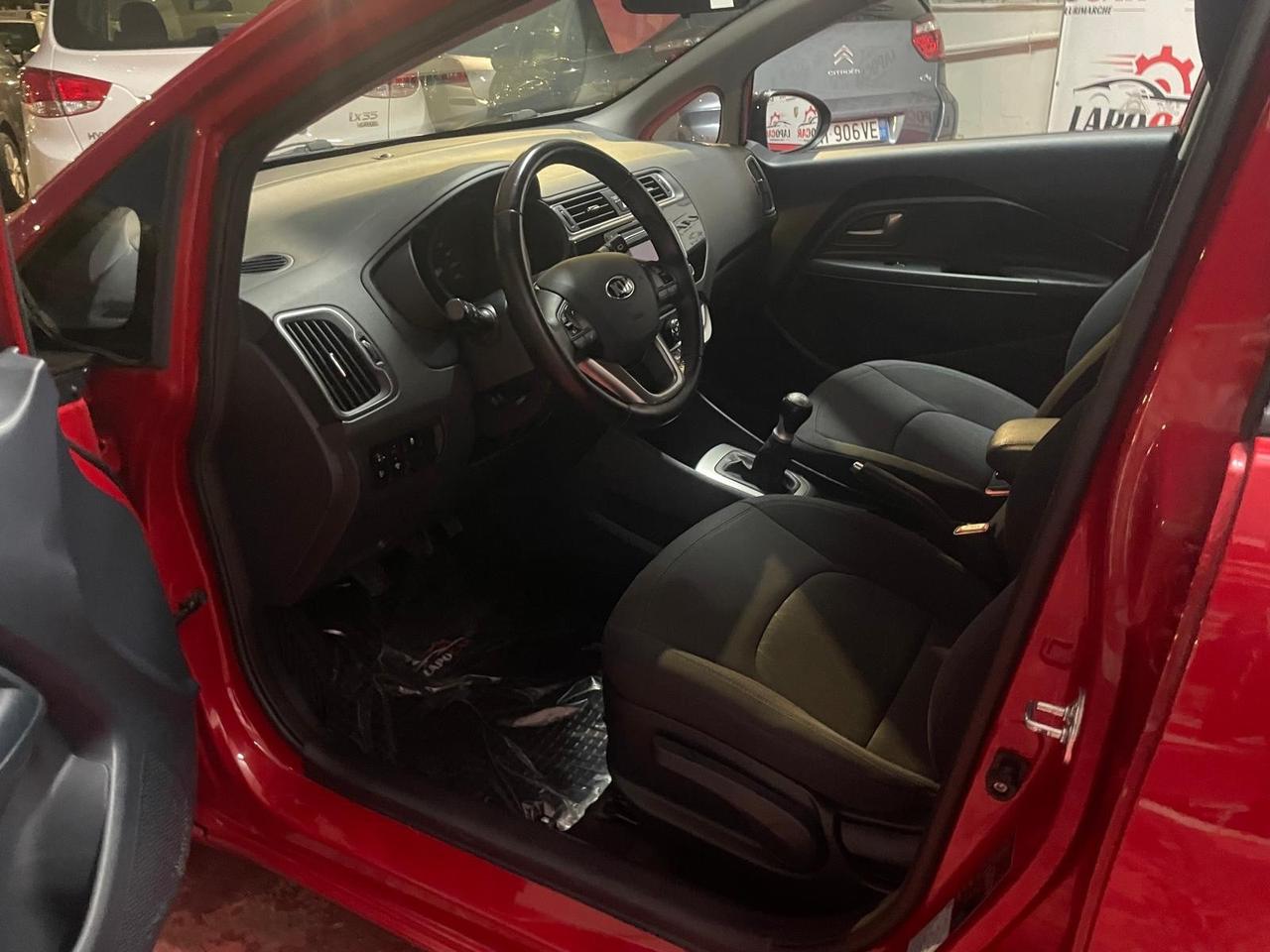 Kia Rio 1.2 CVVT 5p. Cool