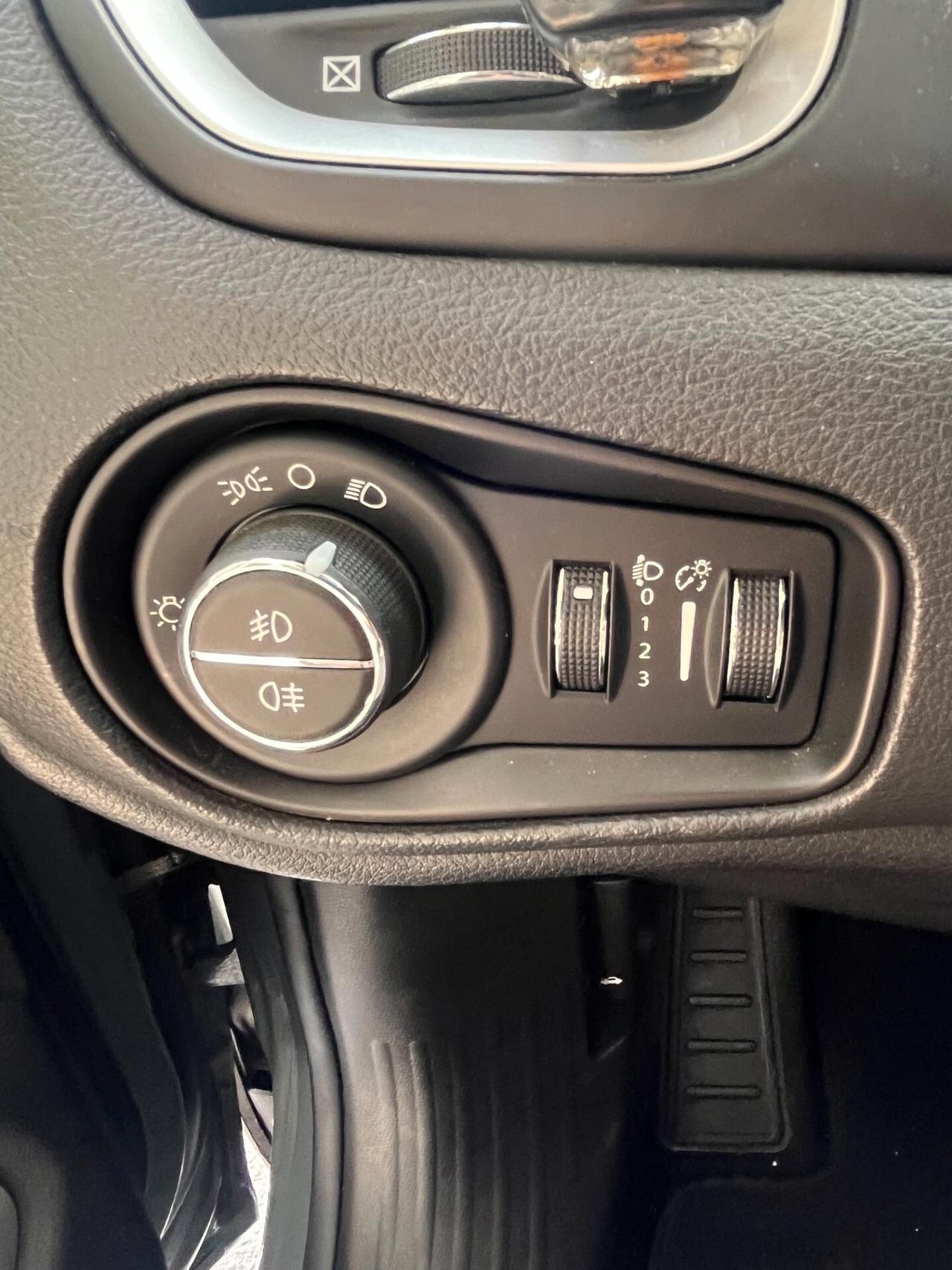 JEEP RENEGADE 2.0 Mjt 140CV 4WD ACTIVE DRIVE LOW LIMITED AUTOMATICO CERCHI DA 18