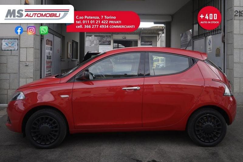 Lancia Ypsilon Lancia Ypsilon 1.0 FireFly 70cv S&S Hybrid SILVER Unicoproprietario