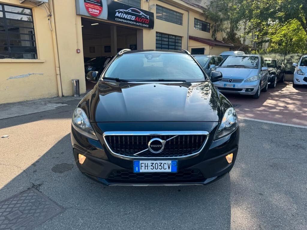 Volvo V40 Cross Country 2.0 Diesel AUTOCARRO EURO 6