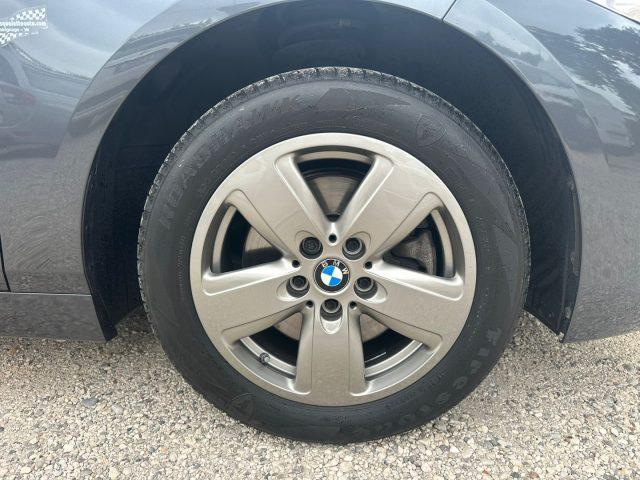 BMW 118 i 5p. Business Advantage