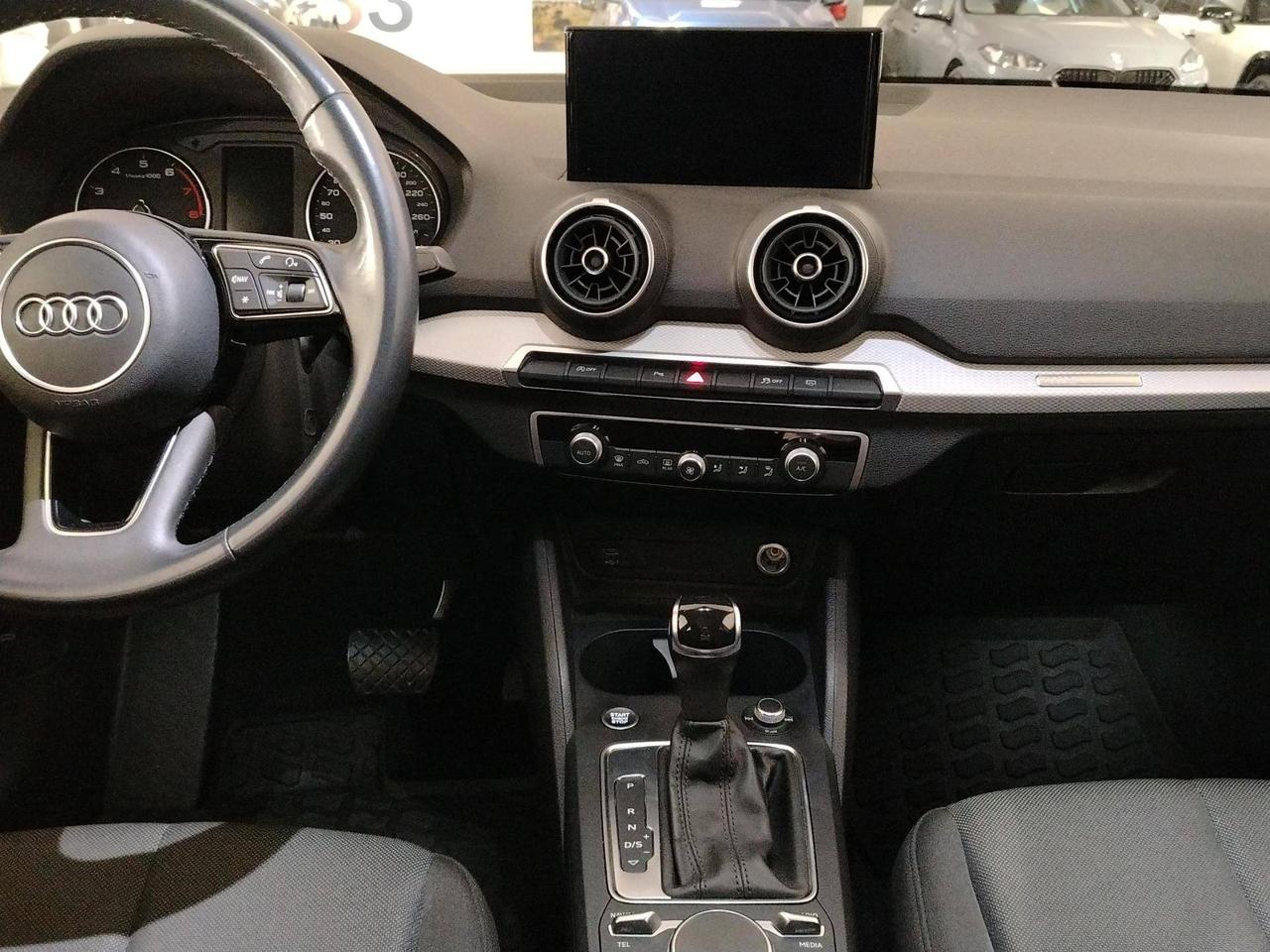 Audi Q2 35 1.5 tfsi Admired Advanced