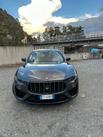 Maserati Levante V6 Diesel 275 CV AWD Granlusso