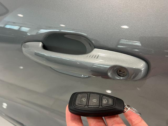 FORD Kuga 2.5 Plug In Hybrid 225 CV CVT 2WD ST-Line Km Zero