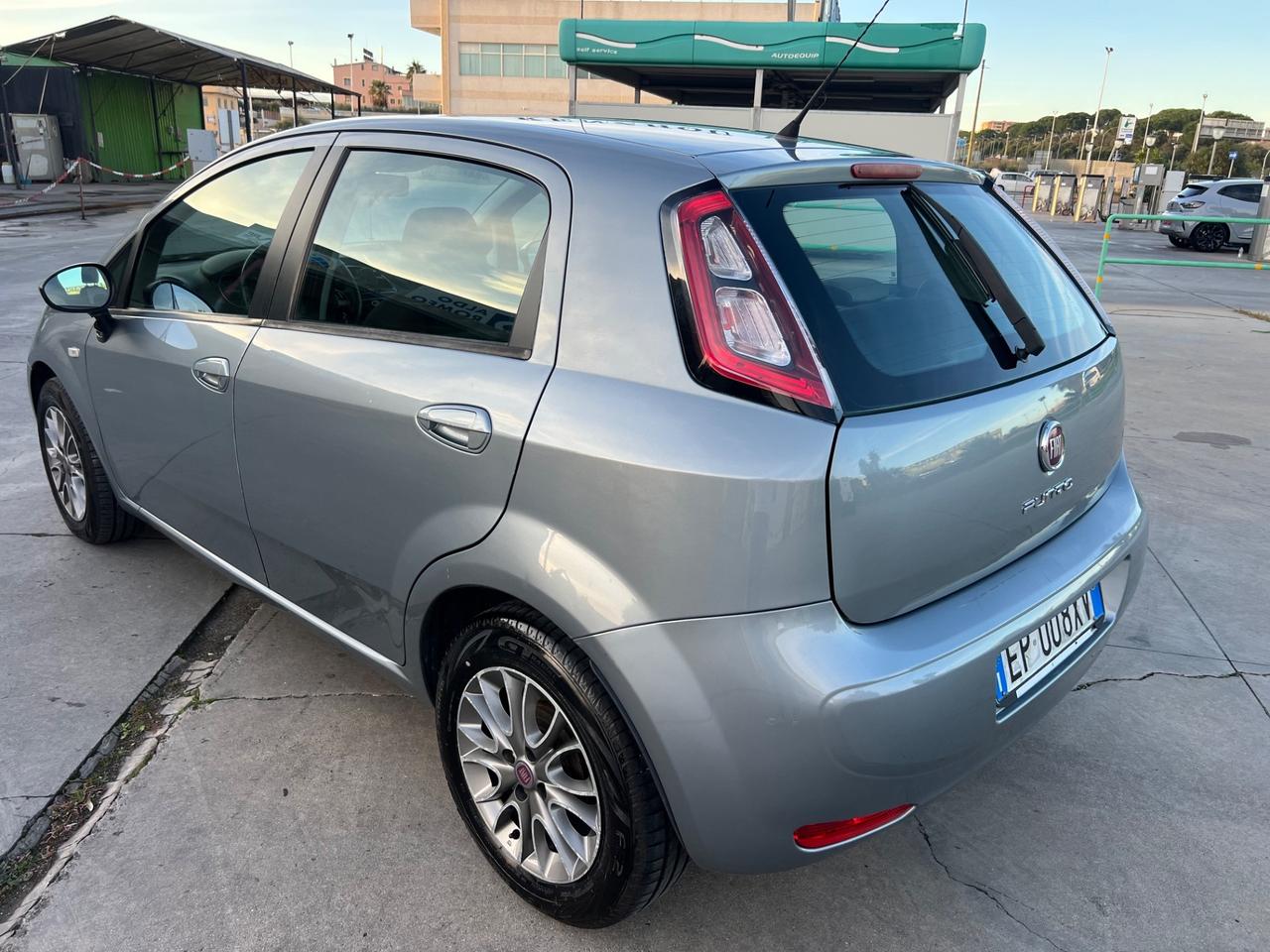 Fiat Punto 1.2 8V 5 porte Lounge 2012