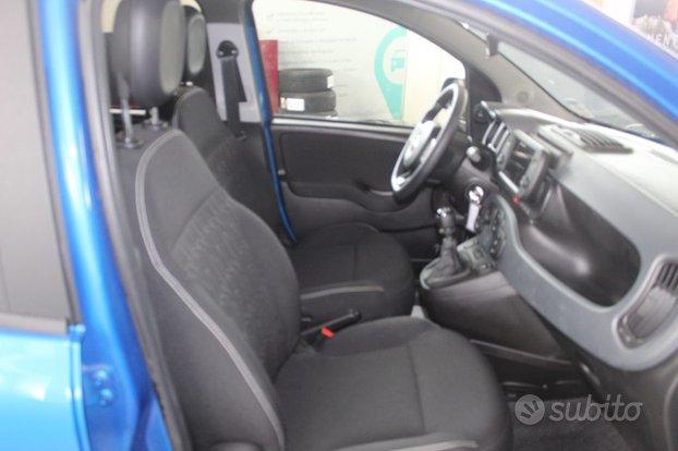 FIAT Panda 1.0 FireFly S&S Hybrid Cross