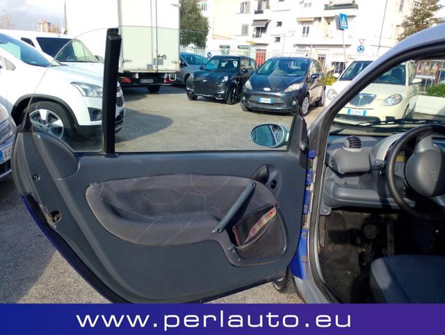 SMART ForTwo 800 smart & passion cdi (30 kW)