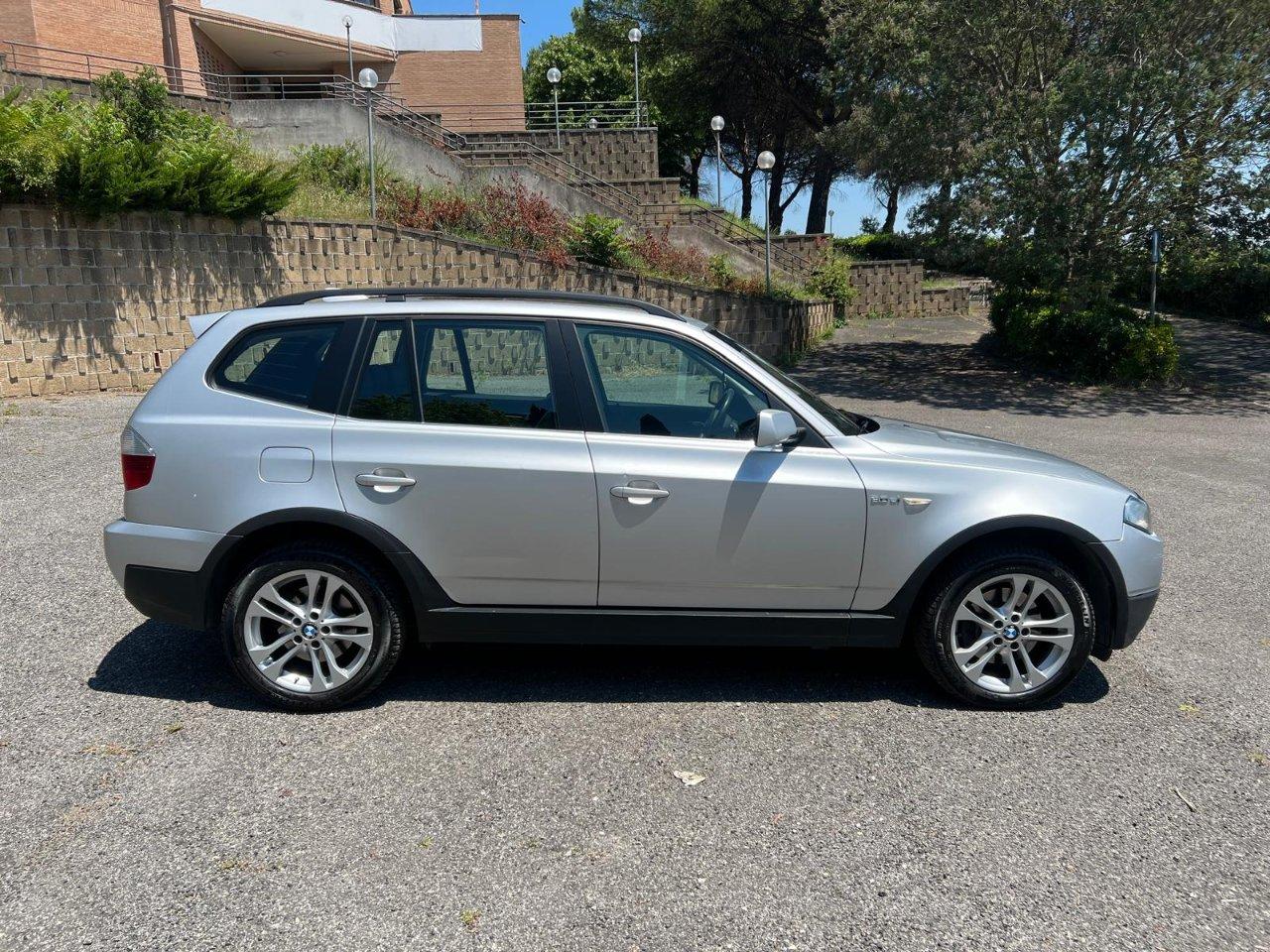 BMW X3 xdrive30i (3.0si) Futura