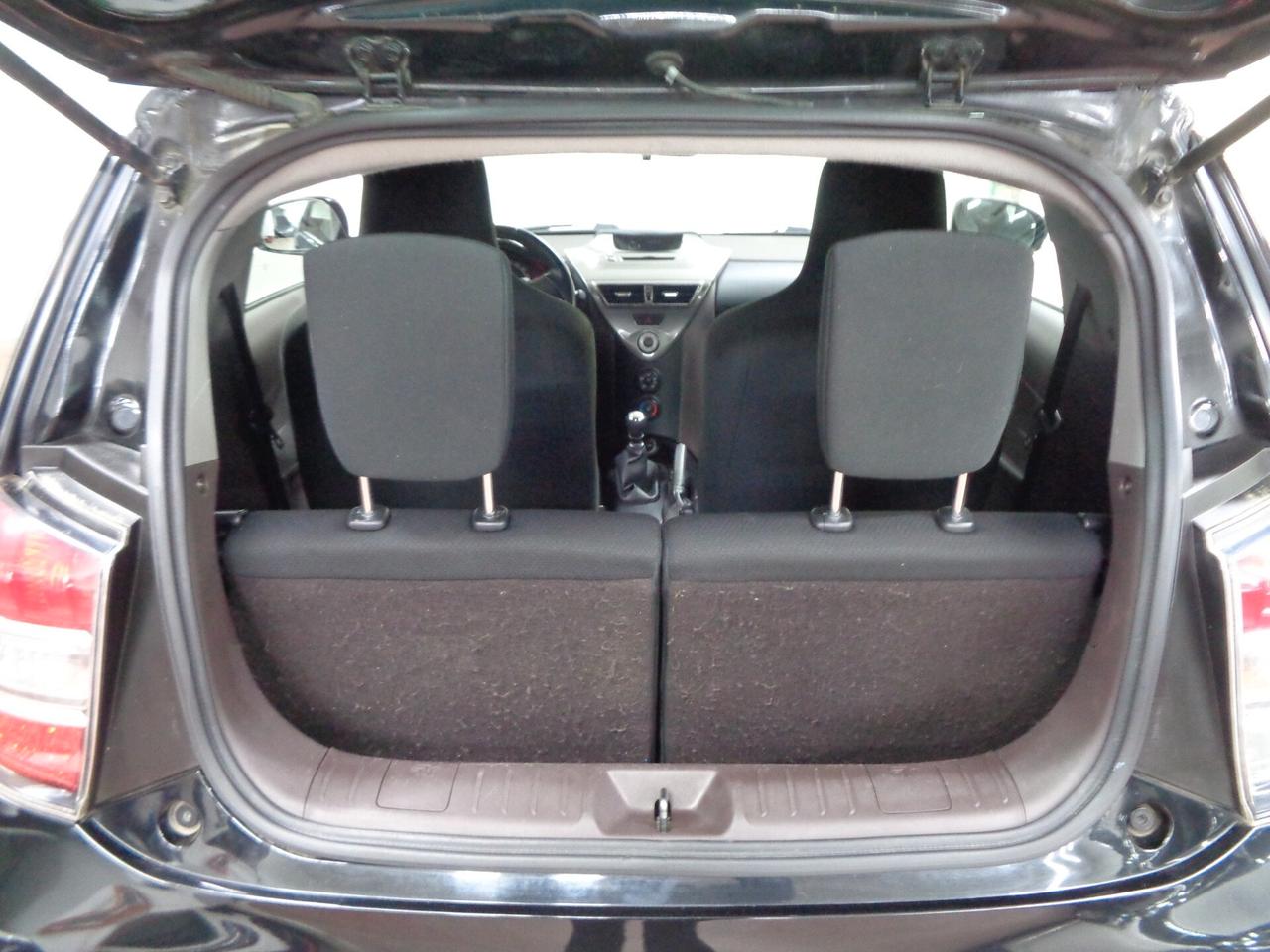 Toyota iQ 1.0 Sol