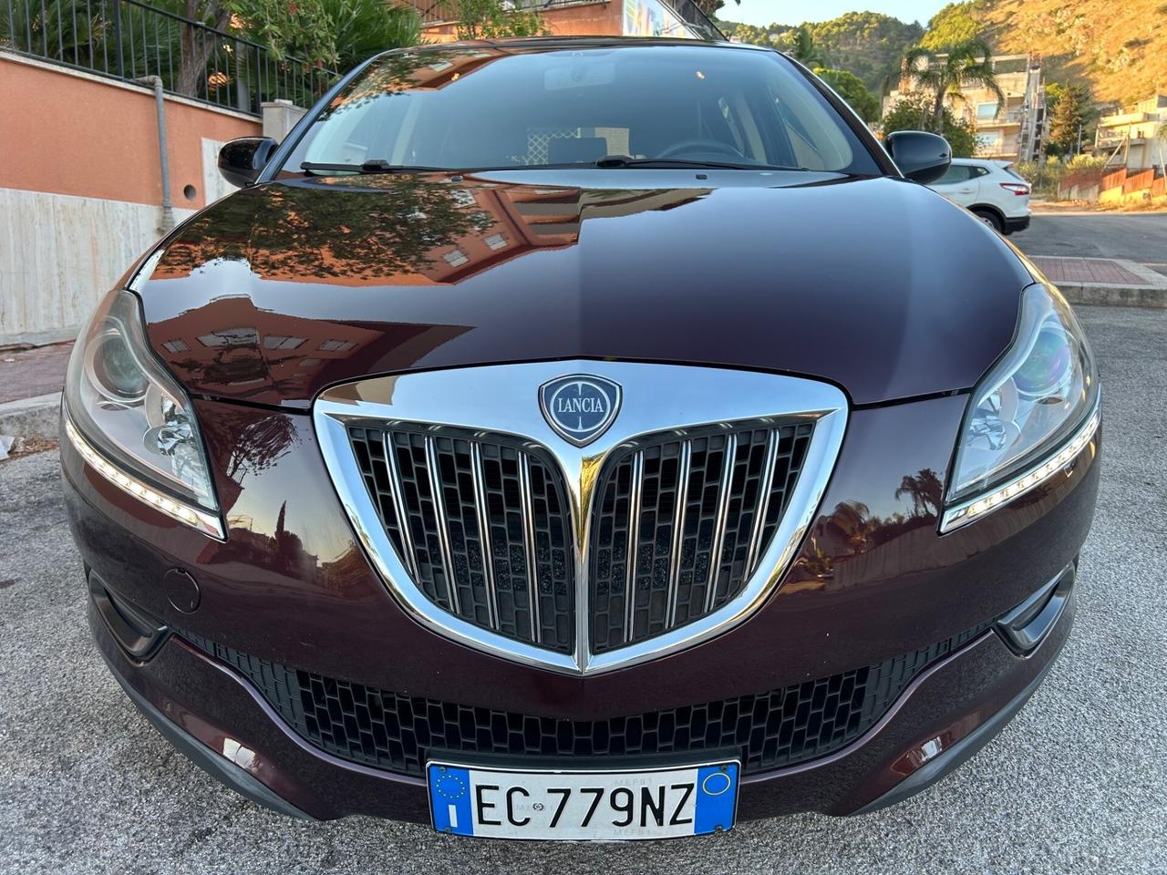Lancia Delta 1.6 MJT Platino km certificati
