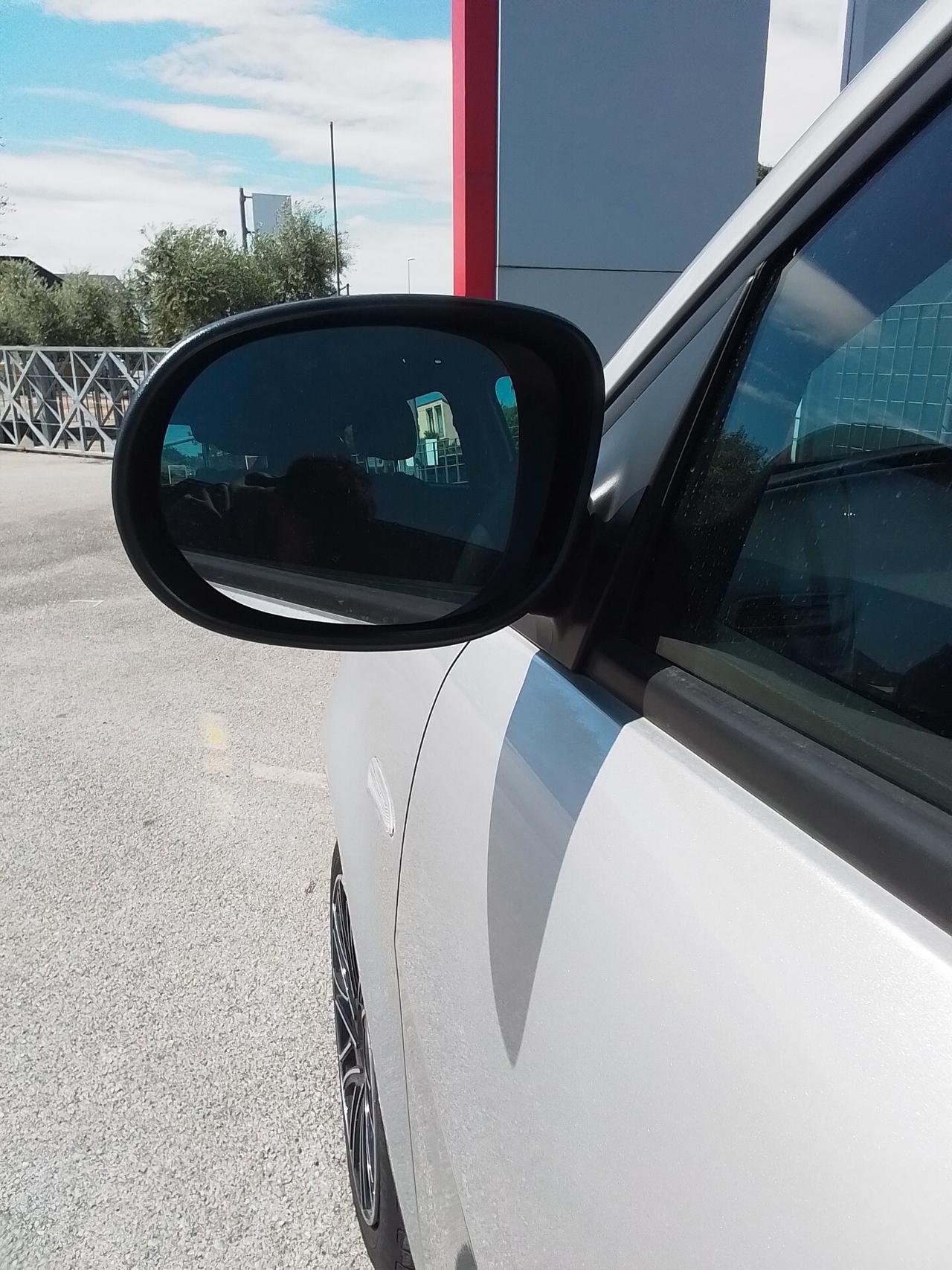 Lancia Ypsilon 1.0 FireFly 5 porte S&S Hybrid Ecochic Gold