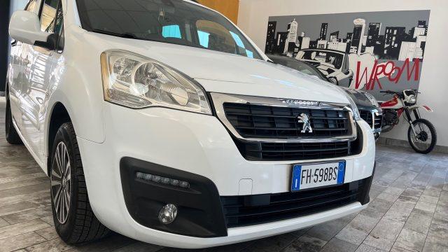 PEUGEOT Partner Tepee BlueHDi 100 Active + GANCIO TRAINO