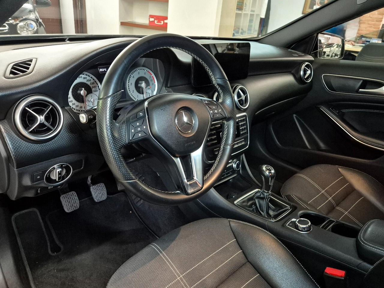 Mercedes-benz A 180 BlueEFFICIENCY Sport