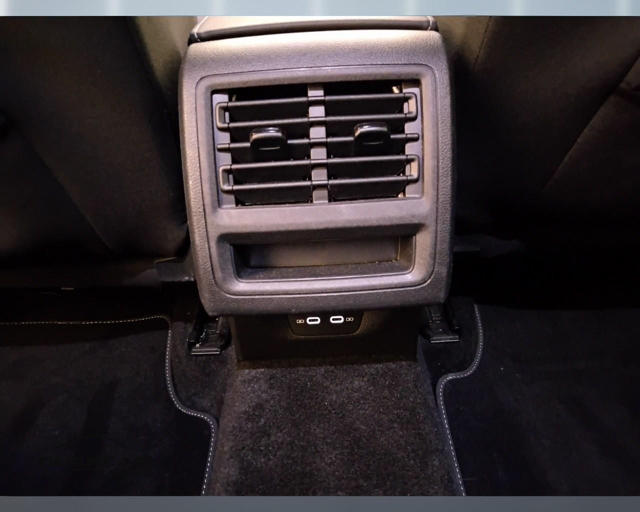 VOLKSWAGEN Golf VIII 2020 Variant - Golf Variant 2.0 tdi Life 115cv dsg