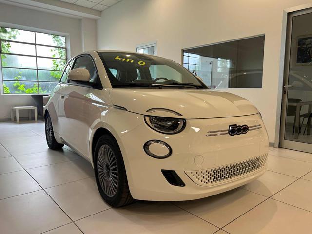 FIAT 500e Berlina 42 kWh
