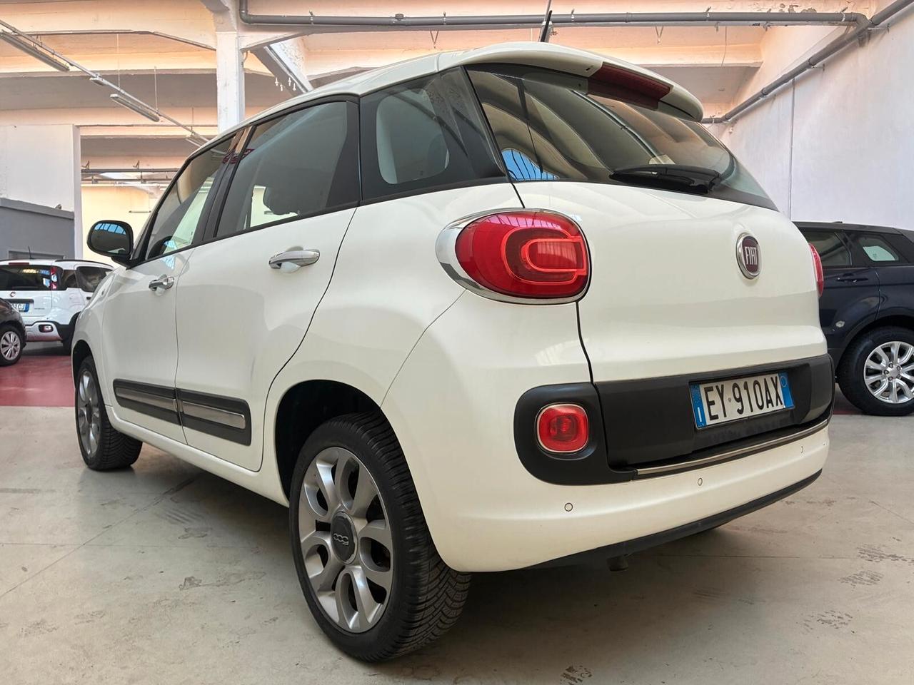 Fiat 500L Living 0.9 TwinAir Turbo Natural Power Lounge