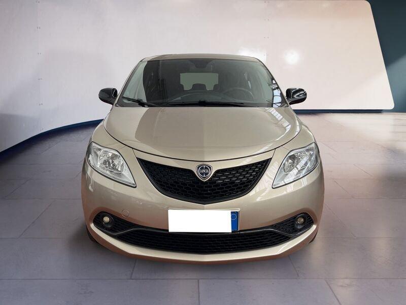 Lancia Ypsilon III 2015 1.0 hybrid Gold s&s 70cv