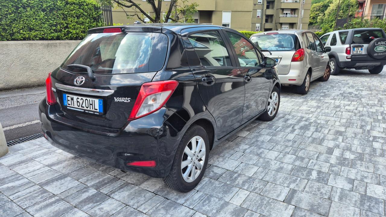 Toyota Yaris 1.3 5 porte Lounge