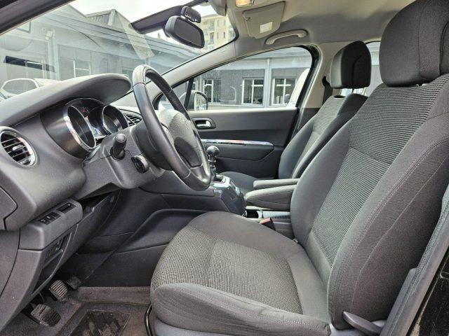 PEUGEOT 5008 1.6 HDi 115CV 7POSTI