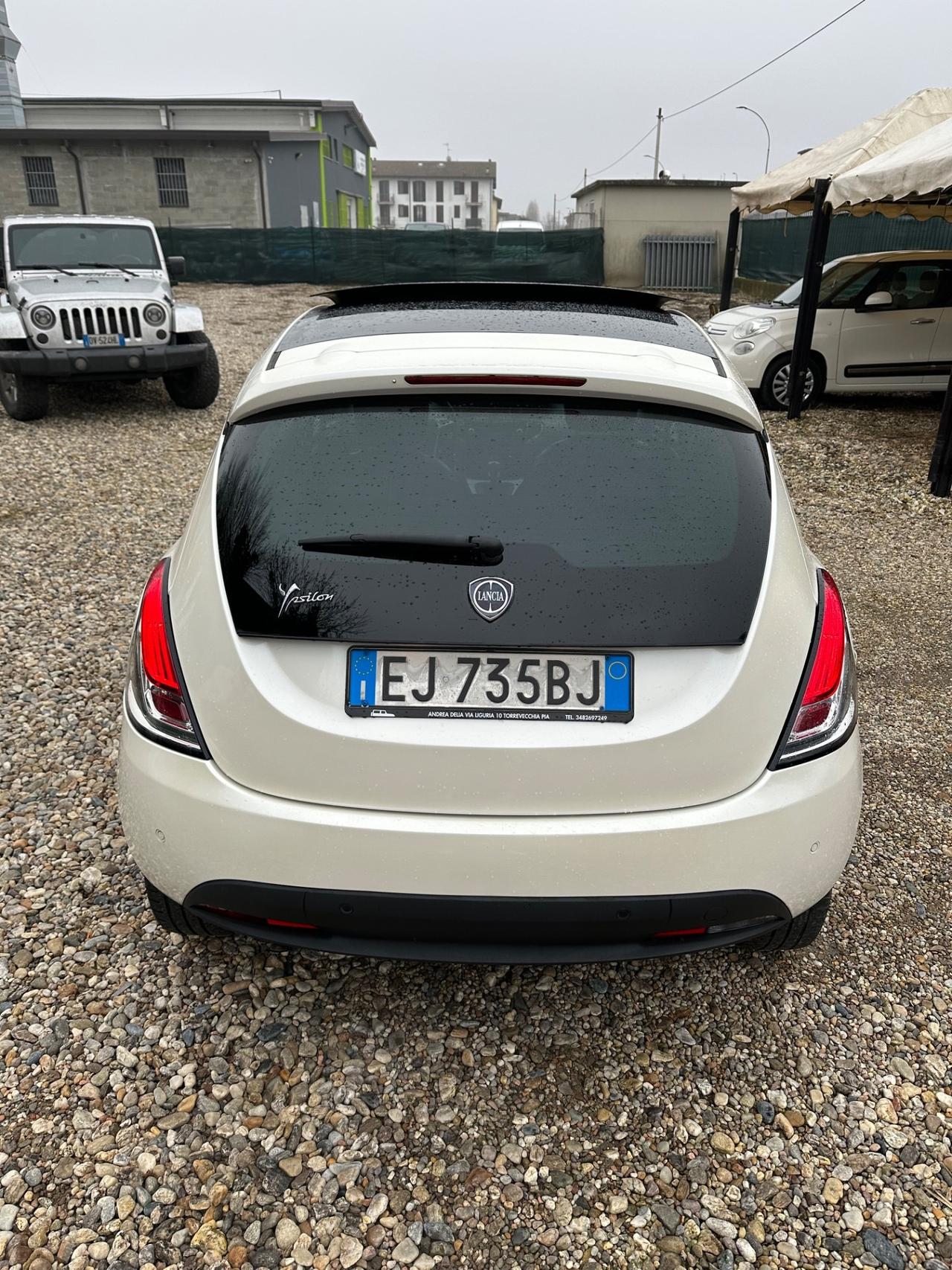 Lancia Ypsilon 1.2 69 CV 5 porte S&S Platinum