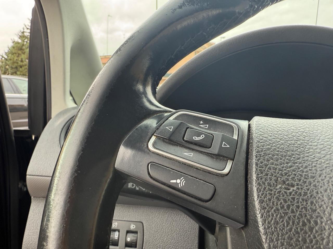 Volkswagen Caddy 1.6 TDI 102 CV 5p. Highline Maxi trasporto disabili