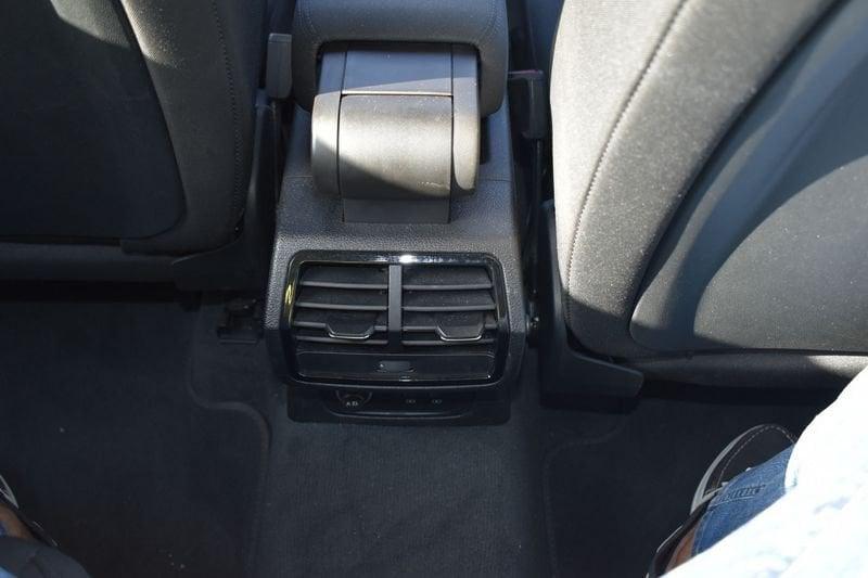 Audi Q3 40 TDI quattro S tronic Business Advanced