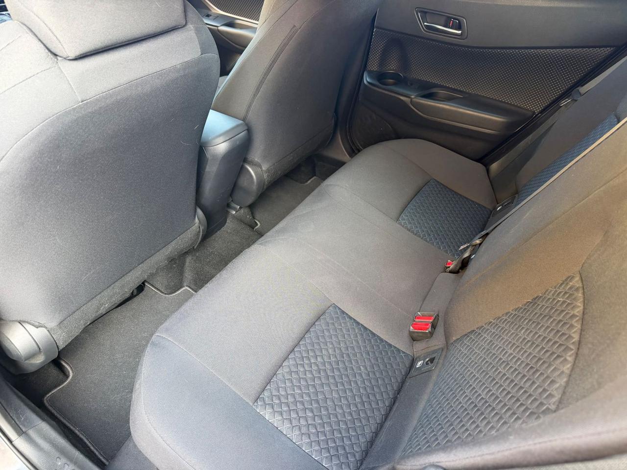 Toyota C-HR Active 1.8 HEV #11384
