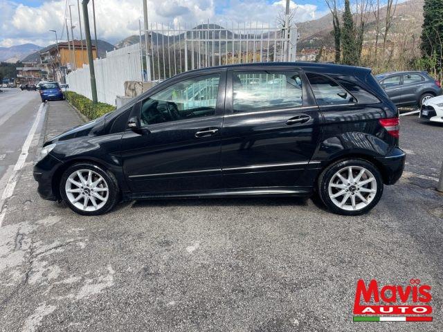 MERCEDES-BENZ B 200 CDI Sport