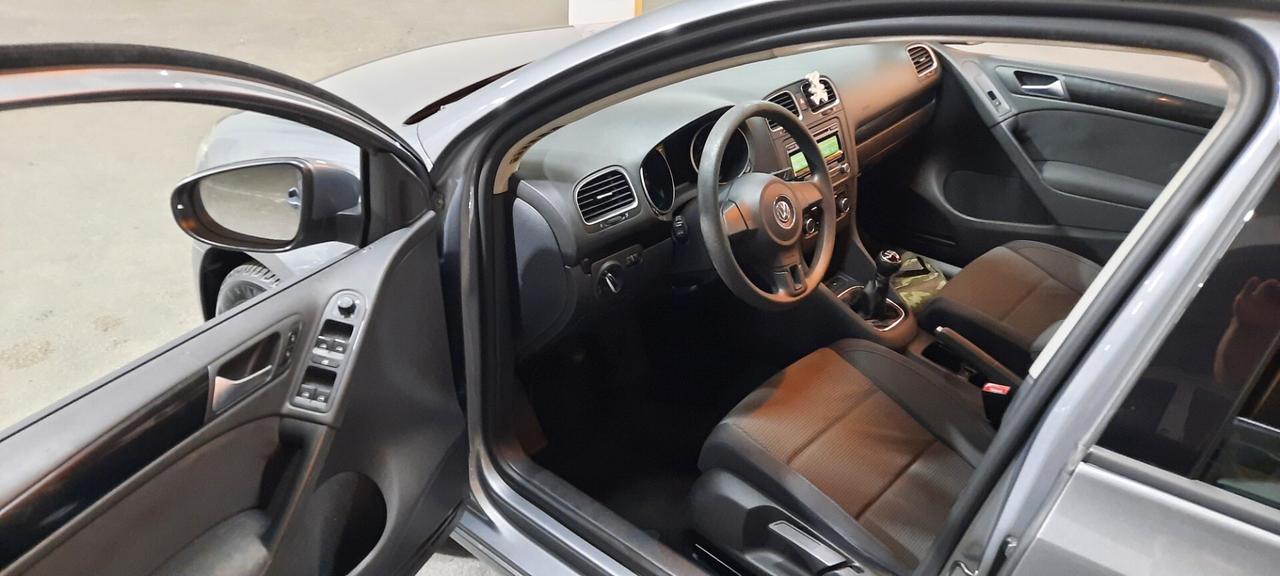 Volkswagen Golf Business 1.6 TDI 5p. Highline