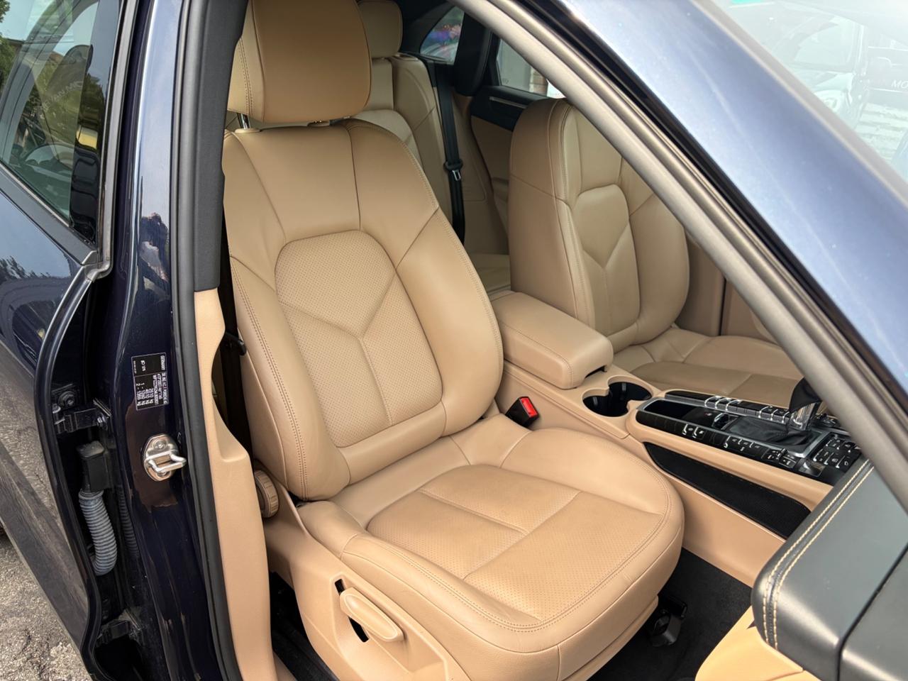 Porsche Macan 2.0