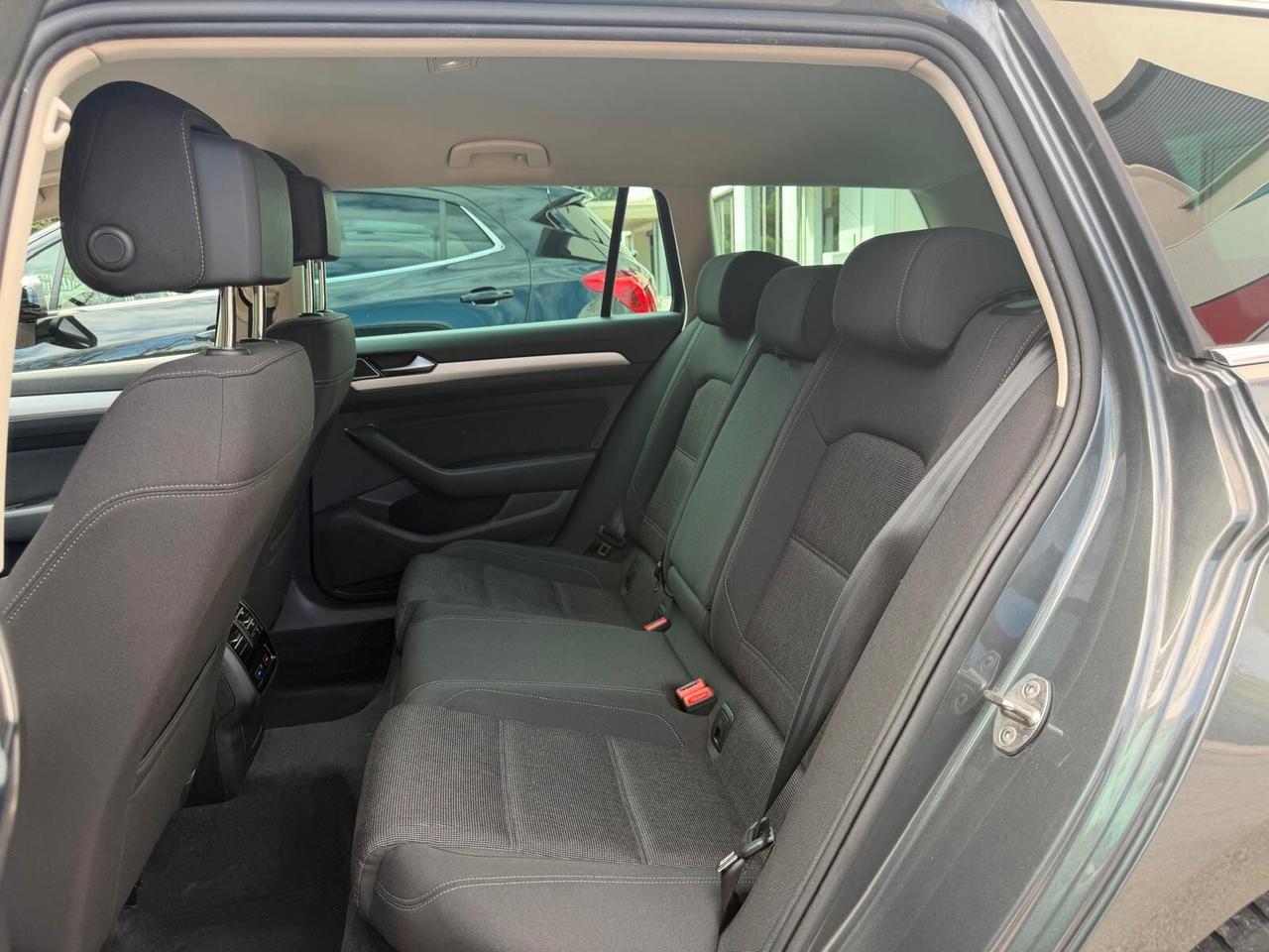 Volkswagen Passat Variant 2.0 TDI DSG Executive BlueMotion Tech.