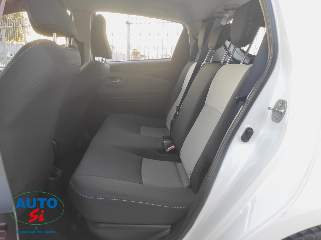 Toyota Yaris 1.5 Ibrida - 73cv CAMBIO AUTOMATICO