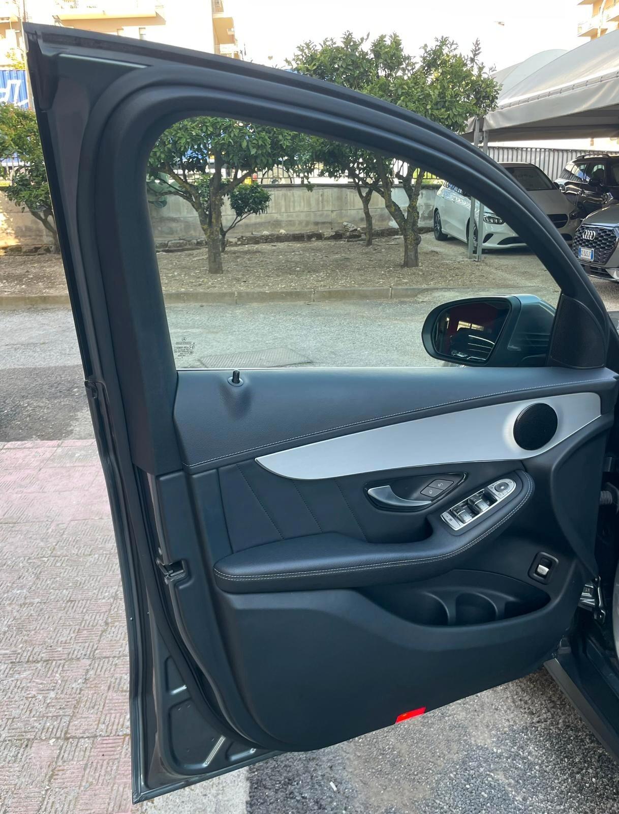 Mercedes-benz GLC 220 Coupé AMG-Premium 2022