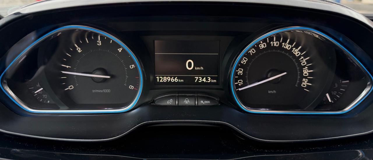 Peugeot 2008 1.6 BlueHDi Allure - GARANZIA