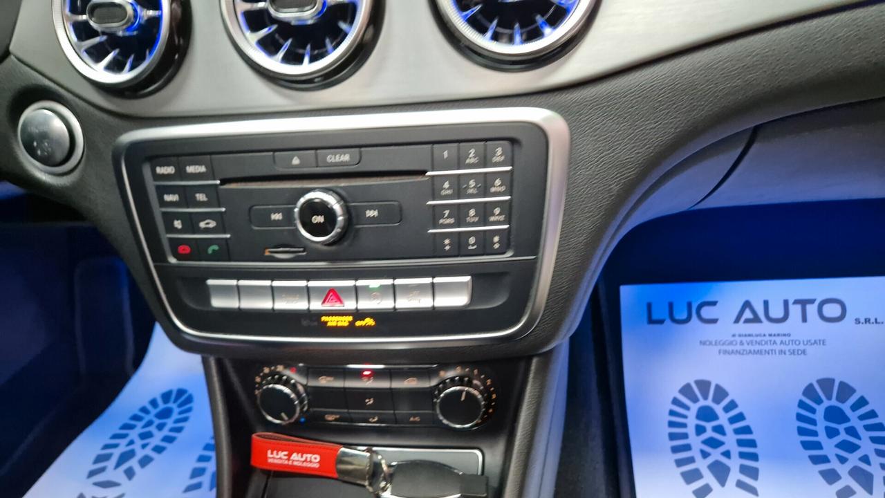 Mercedes-benz CLA 200 d Automatic Premium