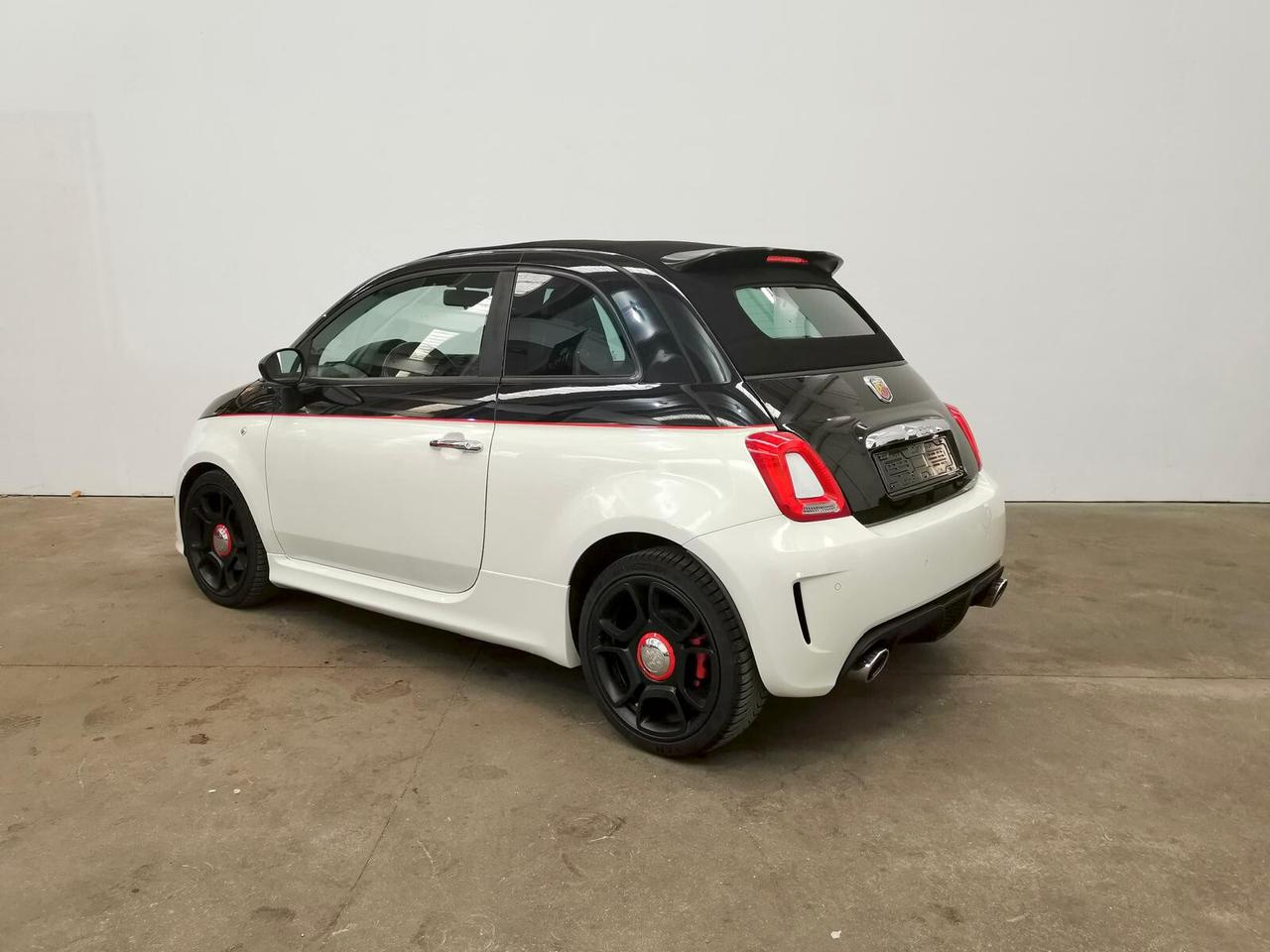 Abarth 500 C 1.4 Turbo T-Jet Custom