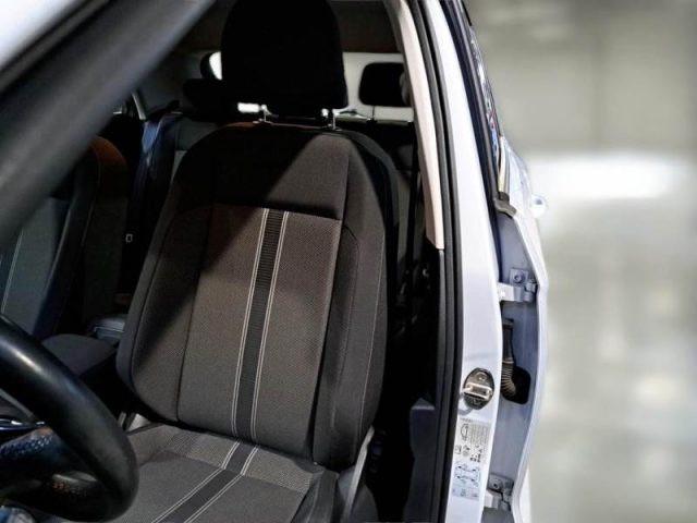 VOLKSWAGEN T-Roc 1.6 TDI SCR Business BlueMotion Technology