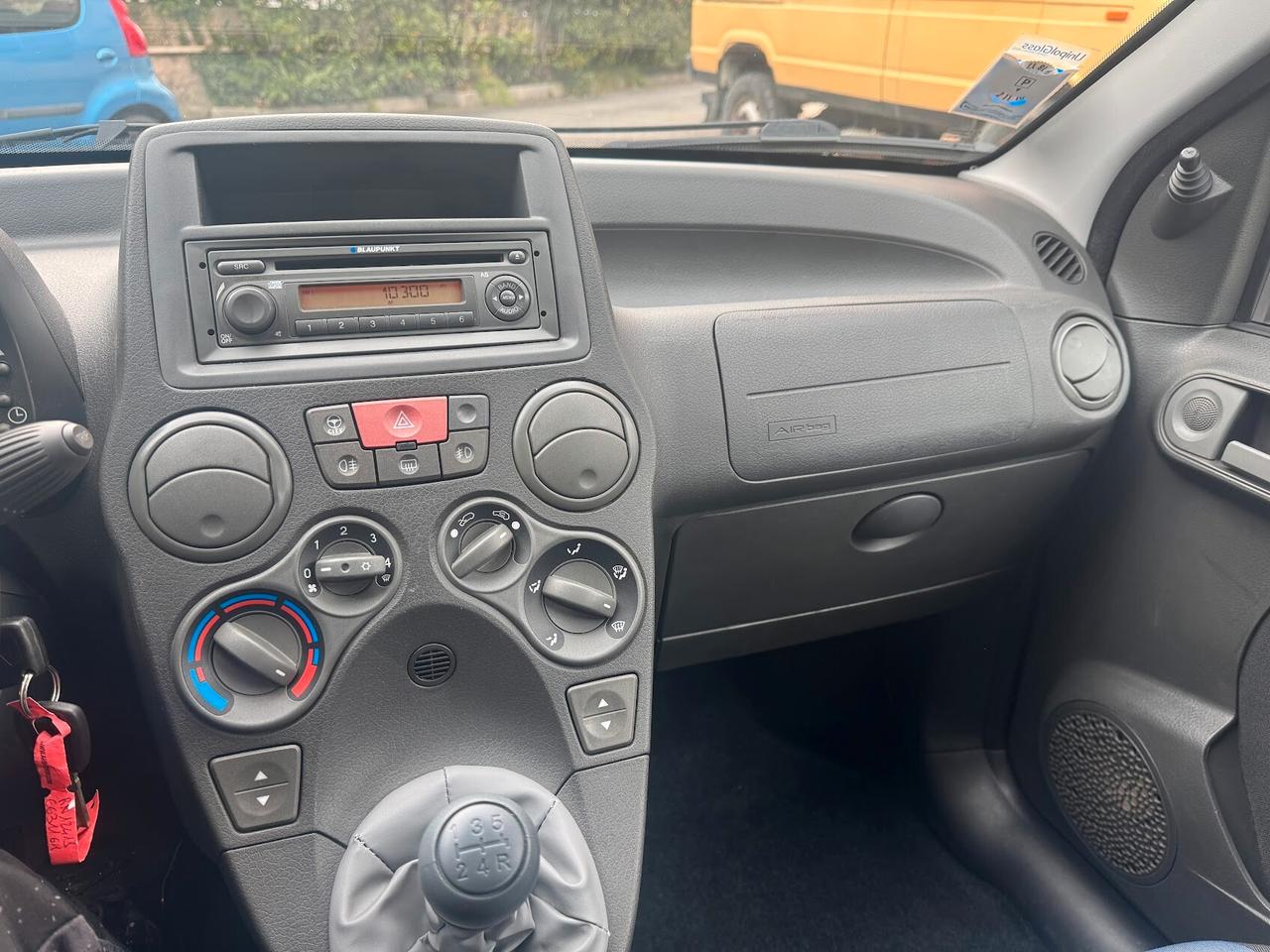 Fiat Panda 1.2 benzina neopatentati