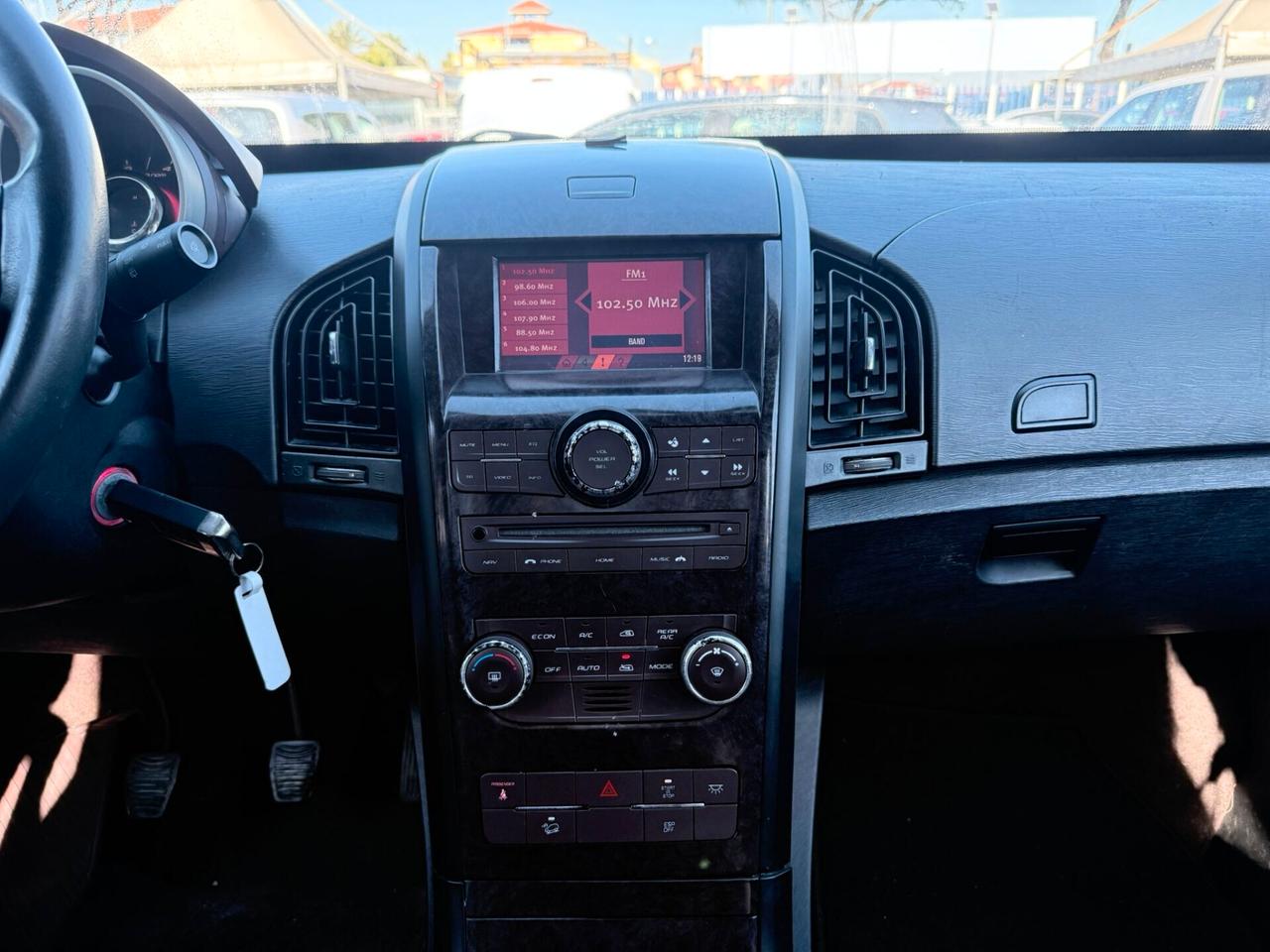 Mahindra XUV500 2.2 16V FWD W8