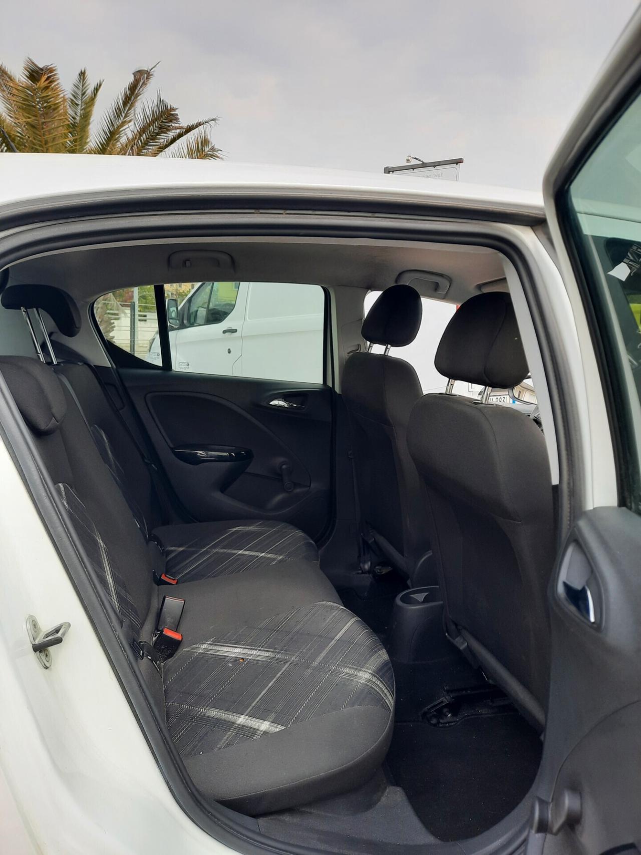 Opel Corsa 1.2 5 porte Innovation OK NEOPATENTATI